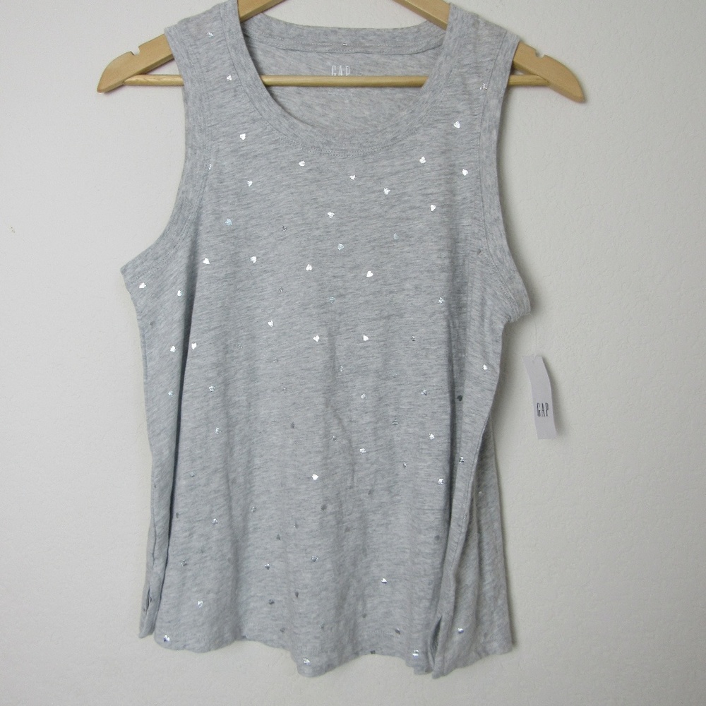 NWT GAP grey sleeveless top with silver hearts. B